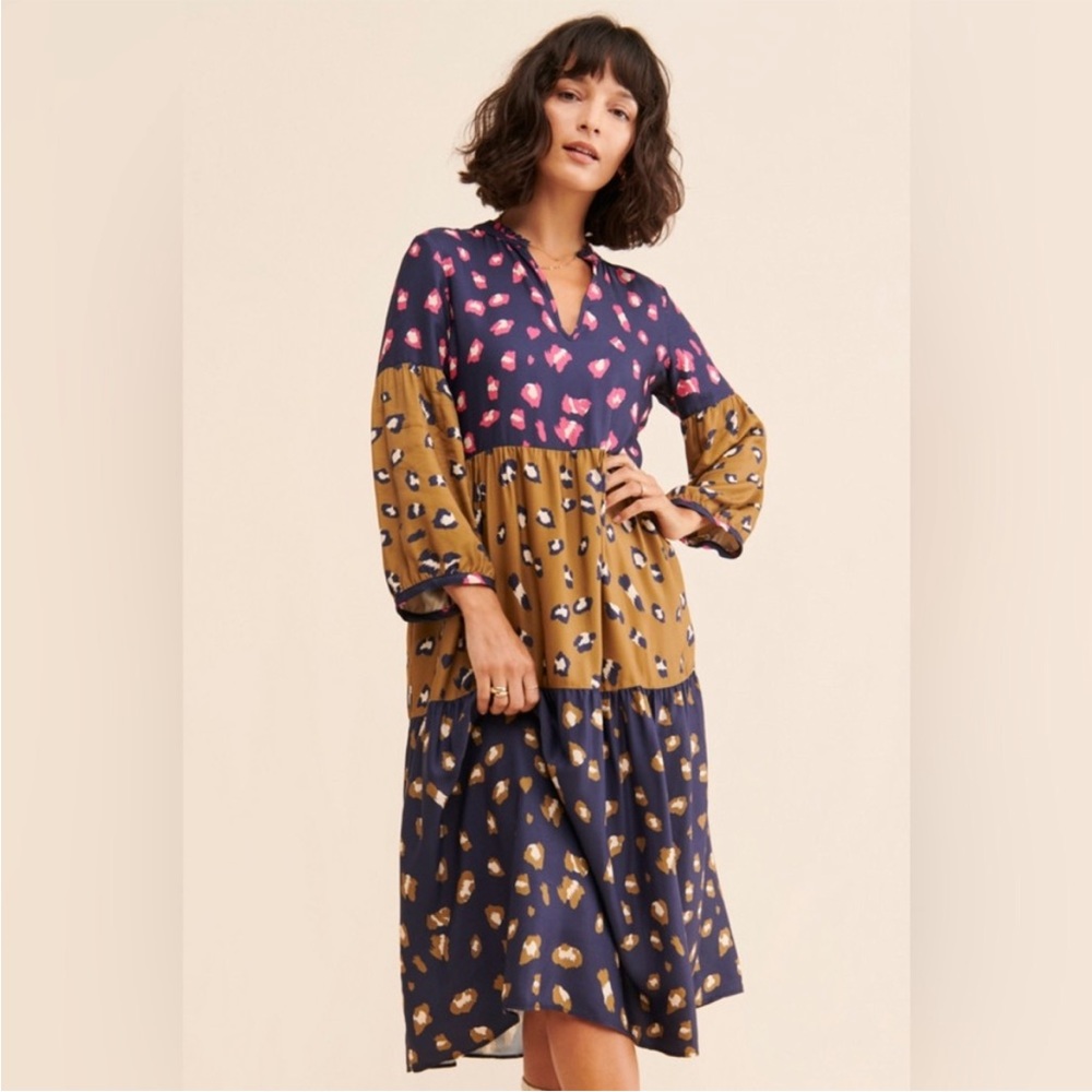 Vilagallo Dress size 38 small